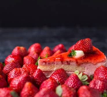 Prajitură cu căpșuni